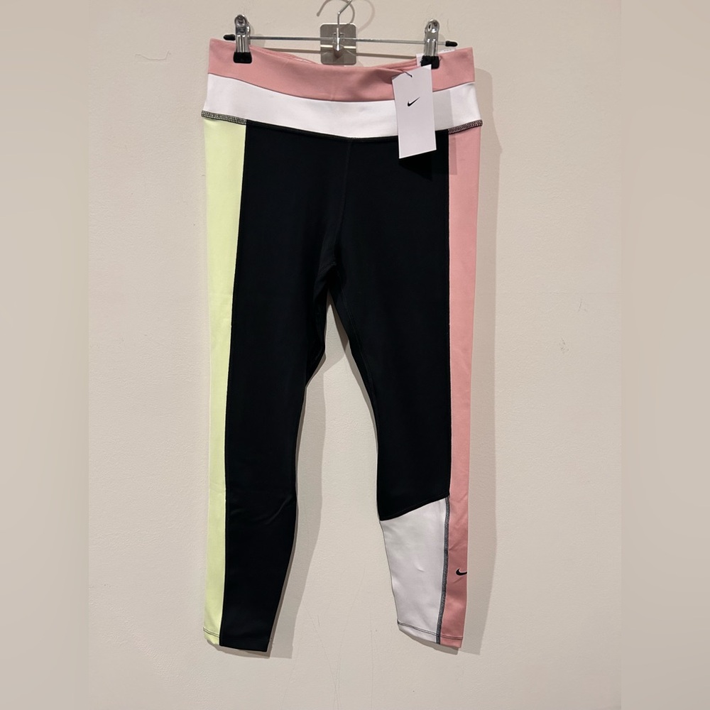 Nike leggings